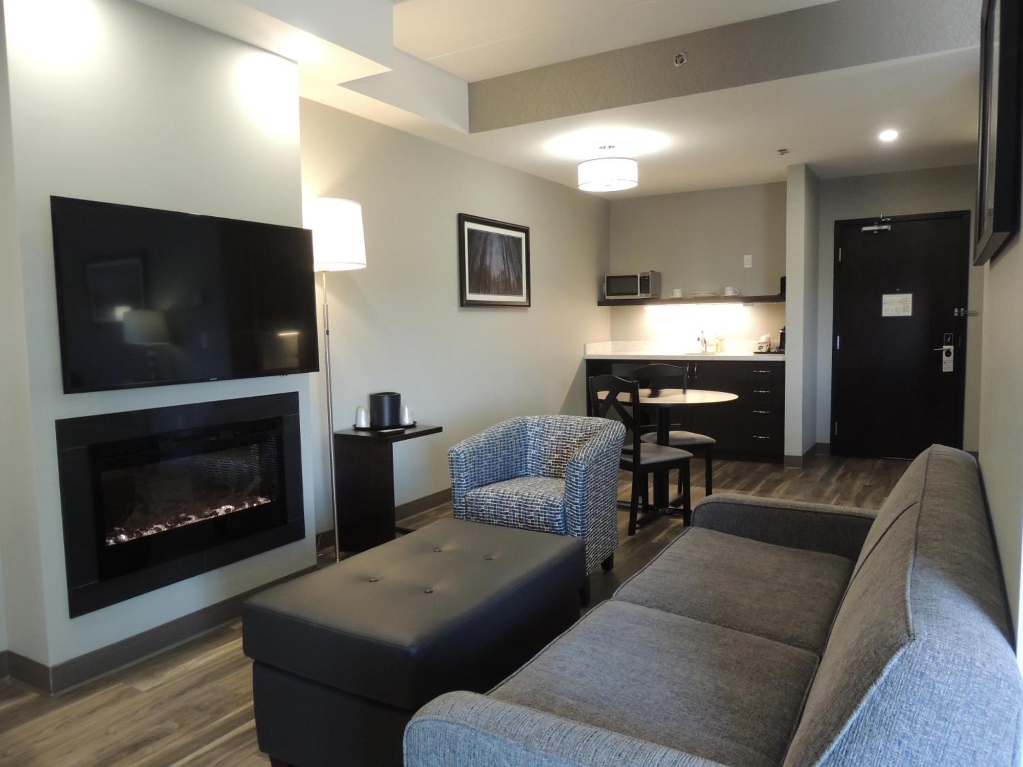 Best Western Premier Northwood Hotel Timmins Habitación foto